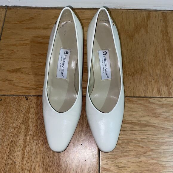 Etienne Aigner White Taylor Point Toe Block Heels Genuine Leather Size 7 M - Picture 2 of 9